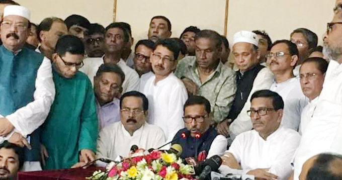 চরম সঙ্কটে মা সন্তানের জন্য যা করেন নেত্রী তা-ই করেছেন -সেতুমন্ত্রী